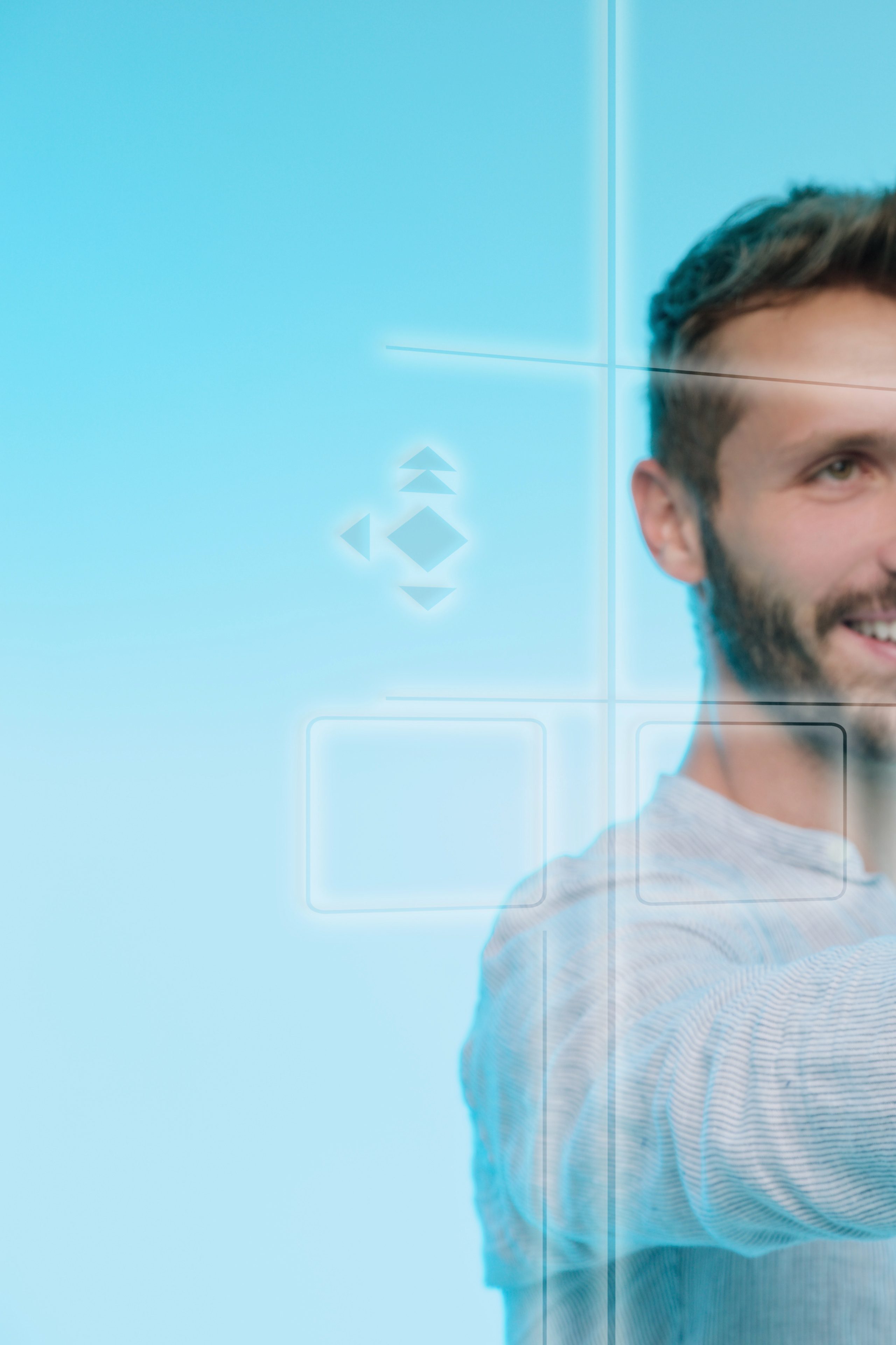 Mann klickt auf virtuellem Board